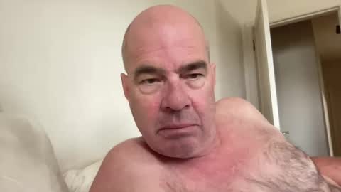 Snapshot of chillpuppy chatting on 10-06-25, 06:27 chillpuppy online show from 10-06-25, 06:27