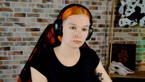 Bella online show from 09-17-25, 05:09