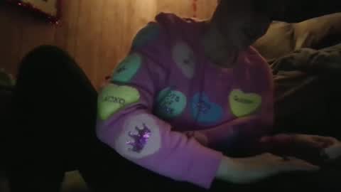 Snapshot of chinacove chatting on 02-15-26, 10:36 ChinaCove online show from 02-15-26, 10:36