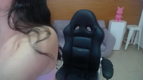 Kelly online show from 11-16-25, 01:17