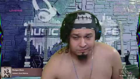 Enrique online show from 03-06-25, 05:11