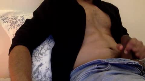 Snapshot of chirumiru123 chatting on 01-14-26, 04:01 chirumiru123 online show from 01-14-26, 04:01