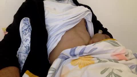 Snapshot of chirumiru123 chatting on 01-15-26, 02:43 chirumiru123 online show from 01-15-26, 02:43