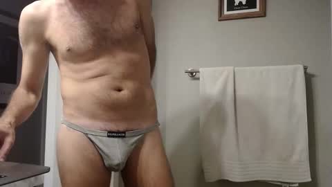 Snapshot of chitownaries82 chatting on 11-01-25, 07:05 Chitown Aries online show from 11-01-25, 07:05