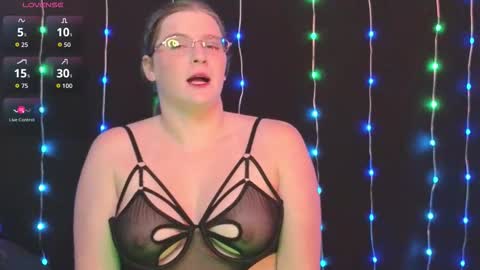 Snapshot of chjecouple chatting on 01-12-26, 10:37 chjecouple online show from 01-12-26, 10:37