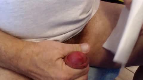 chkster76 online show from 11-19-25, 05:13