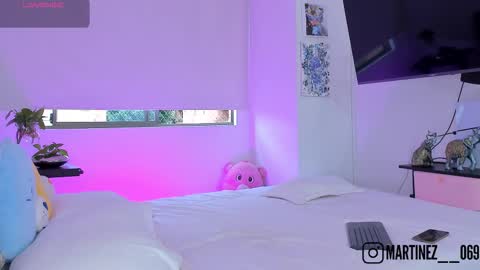 CHLOE online show from 10-17-25, 10:12