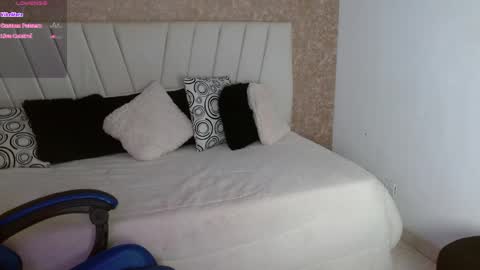 Abby 19 years online show from 04-26-26, 05:43