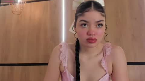 Snapshot of chloe_cortez chatting on 07-24-26, 11:30 chloe online show from 07-24-26, 11:30