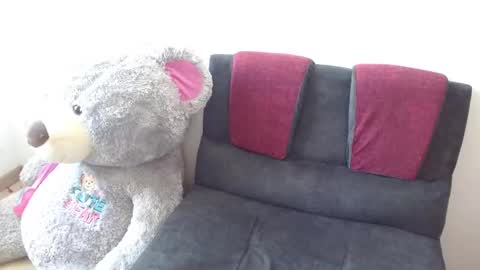 Snapshot of chloe_dolce chatting on 09-24-25, 02:53 chloe_dolce online show from 09-24-25, 02:53