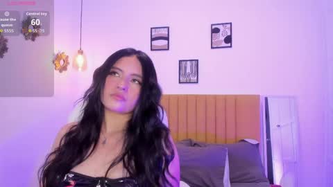 Chloe online show from 04-24-26, 04:09