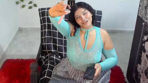 chloe_kisses online show from 10-28-25, 11:47