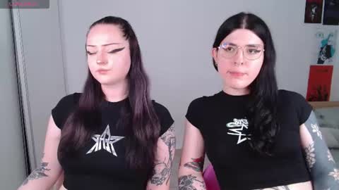 Snapshot of chloe_levine chatting on 07-22-26, 11:29 Chloe Levine online show from 07-22-26, 11:29