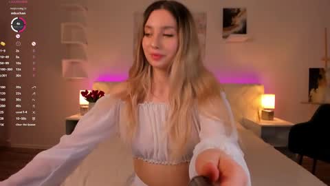 Chloe Lov GTM2 Mon Tue Thu Sat Sun 0400am - 1030m online show from 03-08-25, 01:14