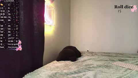 Snapshot of chloe_maia1 chatting on 02-27-26, 01:27 AMY online show from 02-27-26, 01:27