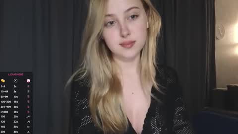  Chloe  online show from 10-24-25, 03:14