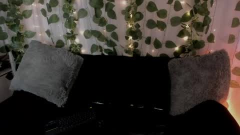 Chloe online show from 04-23-26, 12:29