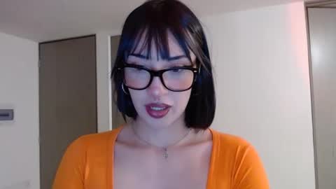 cloes  online show from 03-26-26, 06:19