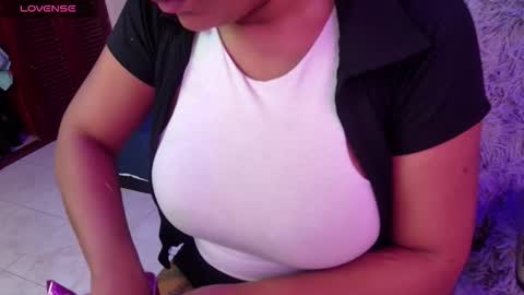 chloe_tgn online show from 09-26-25, 11:47