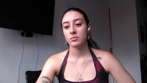 Chloe  online show from 05-05-26, 07:00