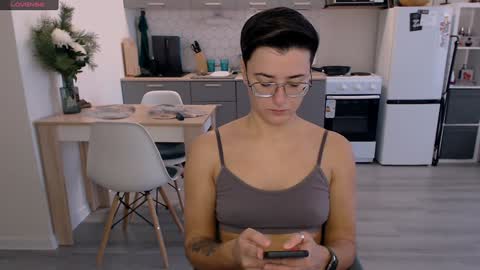 Eva and Sandra online show from 12-17-24, 11:49