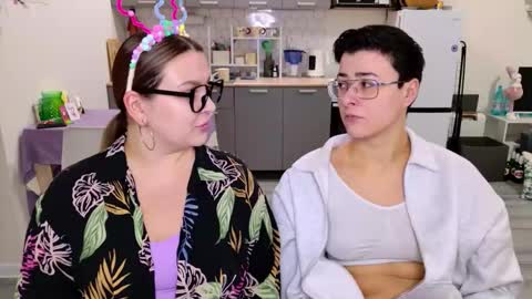 Eva and Sandra online show from 02-26-26, 09:03