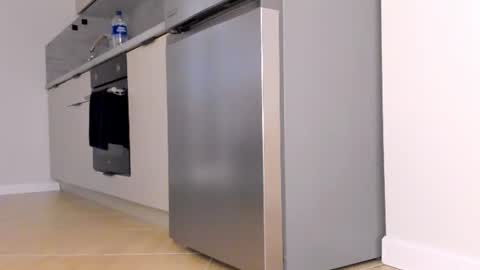 My name is Chloe Like my broadcast pls online show from 07-28-26, 04:39