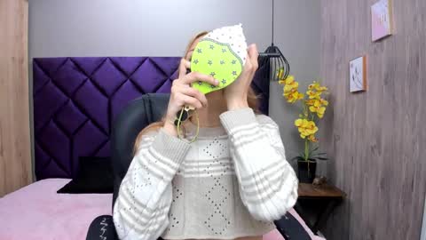 Snapshot of chloecampbell03 chatting on 10-14-25, 12:28 chloecampbell03 online show from 10-14-25, 12:28