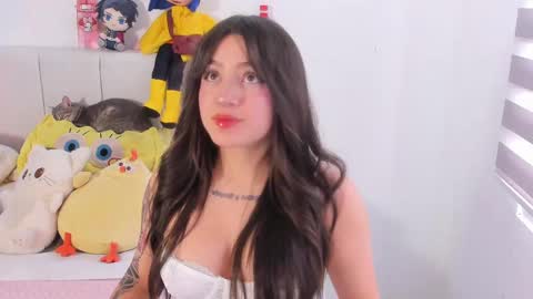 Chloe online show from 11-16-25, 09:09