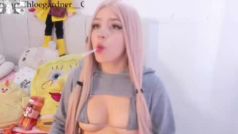 Chloe online show from 03-21-26, 08:56