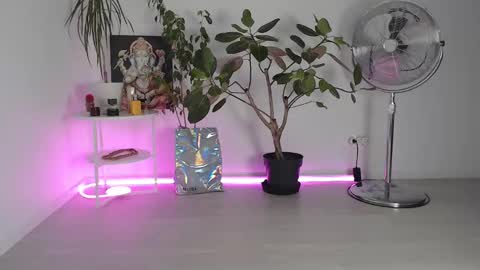 Chloe online show from 09-26-25, 10:30