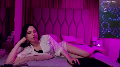 Snapshot of chloefulton chatting on 03-03-25, 06:44 Chloe Fulton online show from 03-03-25, 06:44