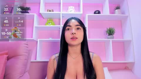 Snapshot of chloeharper1 chatting on 11-27-25, 11:45 Chloe online show from 11-27-25, 11:45