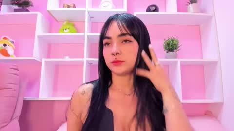 Snapshot of chloeharper1 chatting on 11-29-25, 12:30 Chloe online show from 11-29-25, 12:30