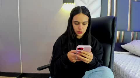  Chloe Harper  online show from 06-05-26, 01:50
