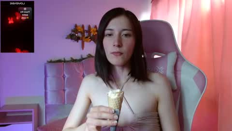 Chloe online show from 02-08-25, 08:42