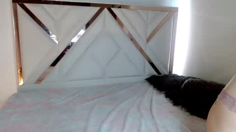 Chloe online show from 02-13-25, 04:28