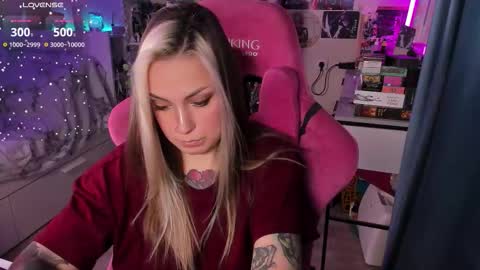 ChloeKohaku online show from 11-22-25, 08:57