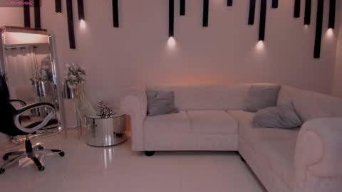 Snapshot of chloemanson chatting on 02-05-25, 08:25 Chloe OF chloemanson online show from 02-05-25, 08:25