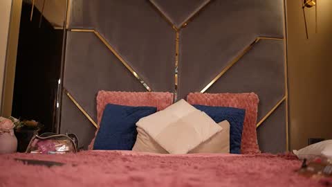 chloemin_ online show from 03-04-26, 06:52