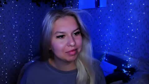 Snapshot of chloericci chatting on 09-29-25, 08:52 ChloeRicci online show from 09-29-25, 08:52