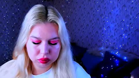 Snapshot of chloericci chatting on 10-07-25, 08:22 ChloeRicci online show from 10-07-25, 08:22