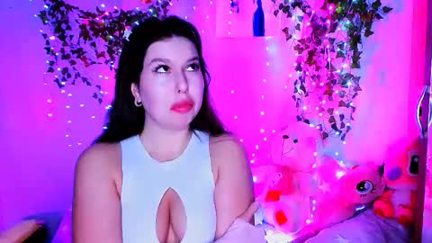 Snapshot of chloericci chatting on 12-13-25, 07:53 ChloeRicci online show from 12-13-25, 07:53