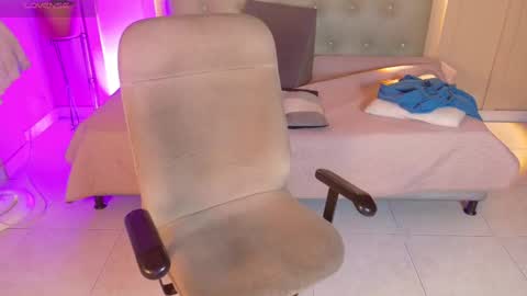 Chloe rosse online show from 09-21-25, 12:34