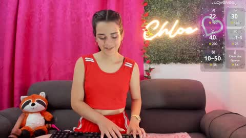 Snapshot of chloesmithx__ chatting on 01-28-25, 11:50 Chloe online show from 01-28-25, 11:50