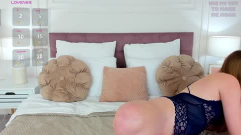 Chloe online show from 01-19-25, 11:21