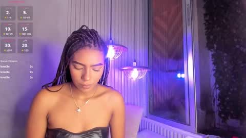 CHLOE  online show from 12-21-24, 01:10