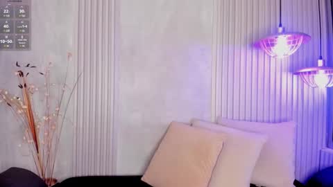 CHLOE  online show from 01-08-25, 07:56