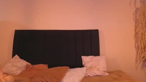 ChloeTurner  online show from 12-13-25, 07:53