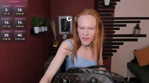 Chloe online show from 10-23-25, 11:53